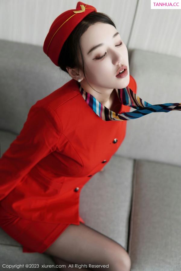   [XiuRen]高清写真图 2023.01.05 No.6088 米娜MnaL 制服黑丝第11张图片